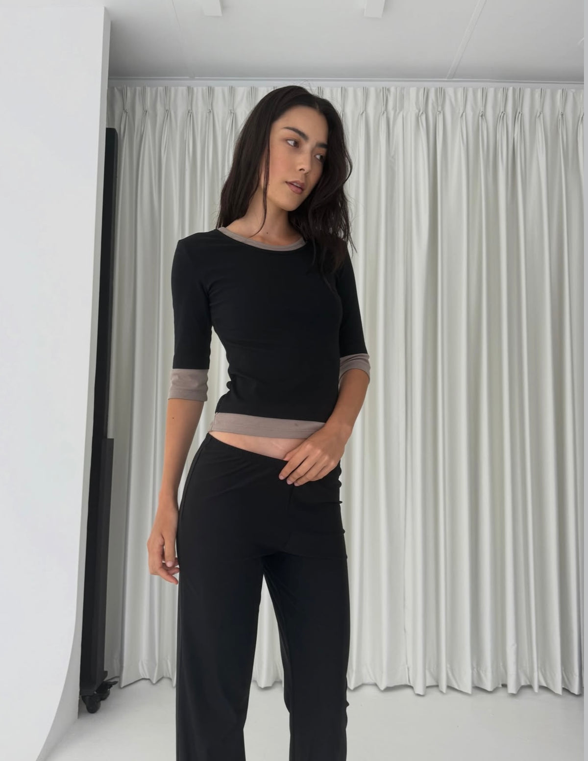 Rae double layer - black & stone