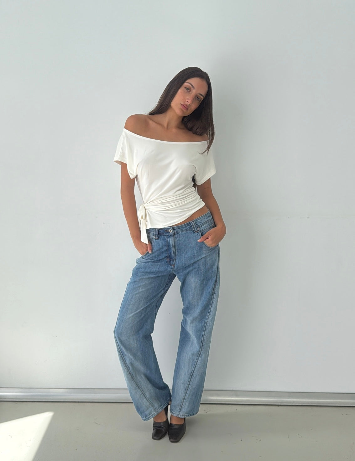 Martine Off Shoulder top - white