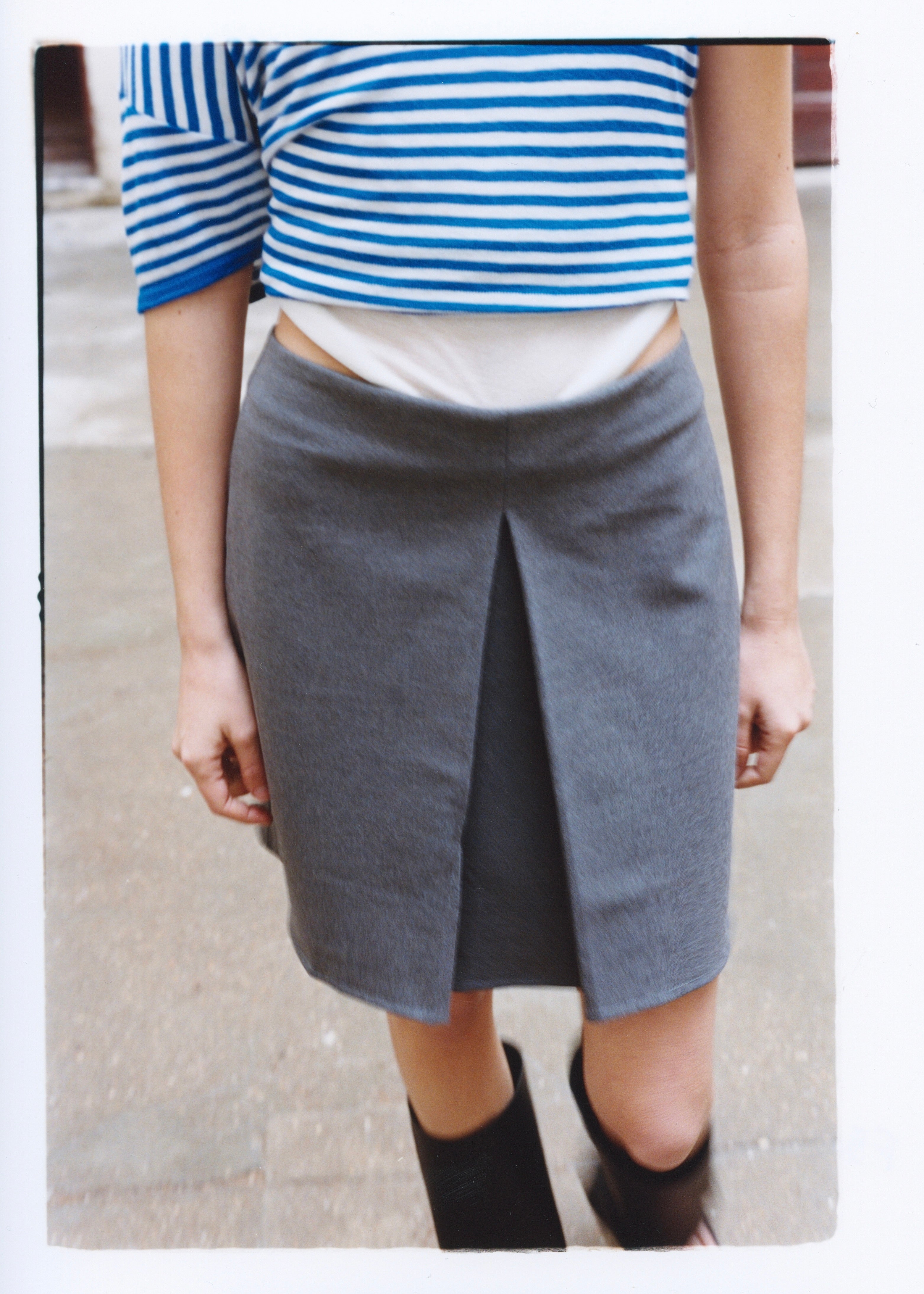 Lola Wool Skirt - charcoal grey