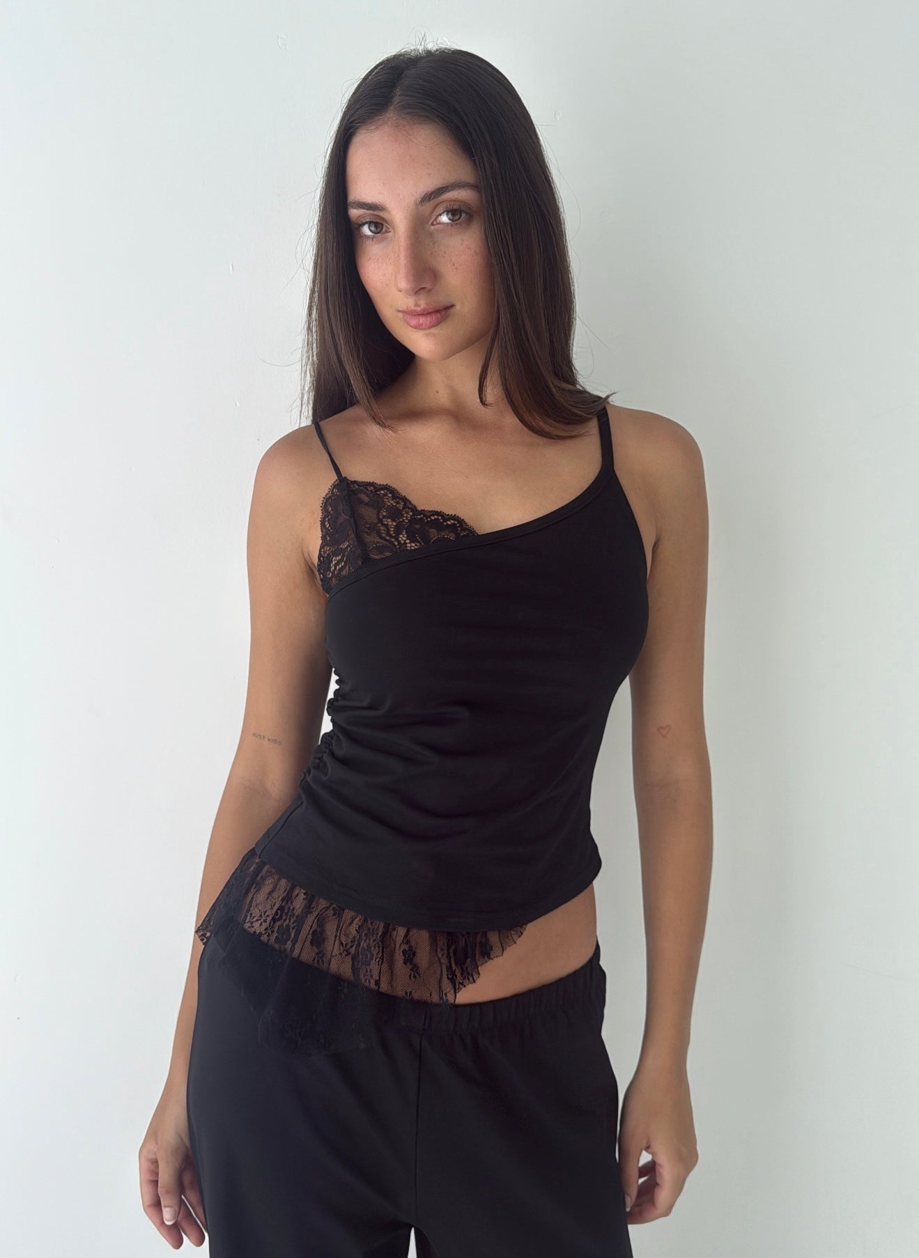 Ivy lace trim  - black